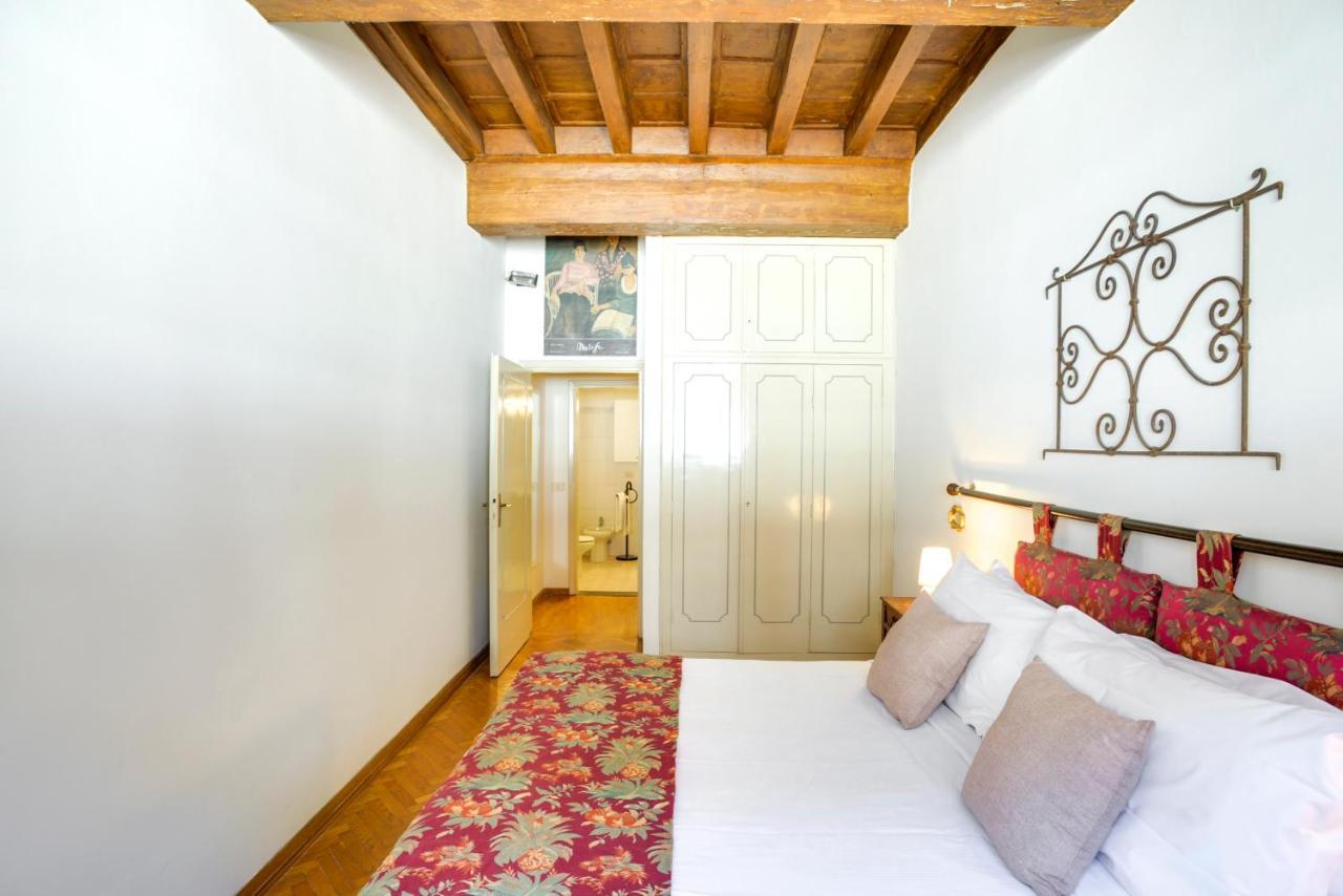 Palazzo Spinelli Charm Apartment Firenze Esterno foto