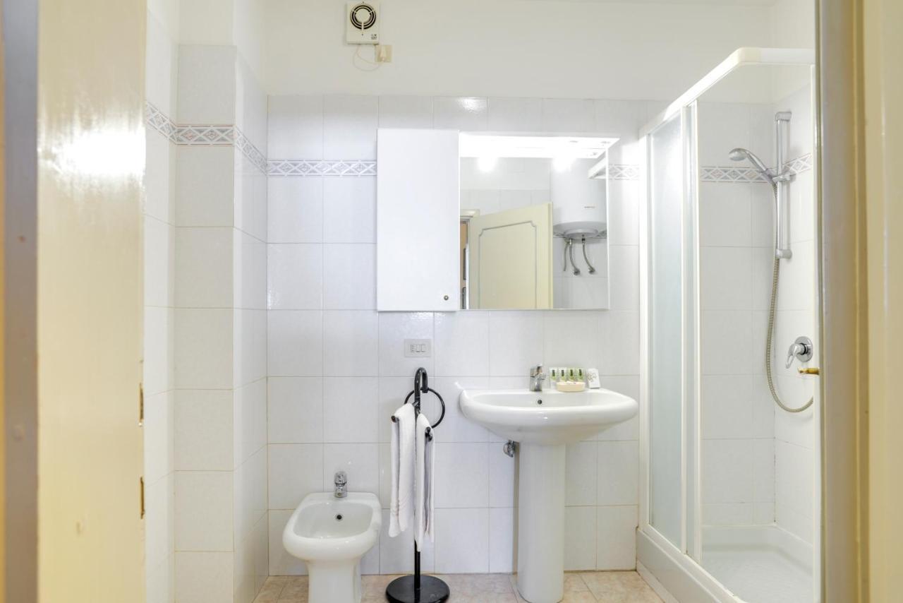 Palazzo Spinelli Charm Apartment Firenze Esterno foto